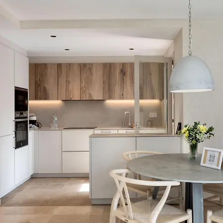 Flateli Pou Rodo 3 Lägenhet