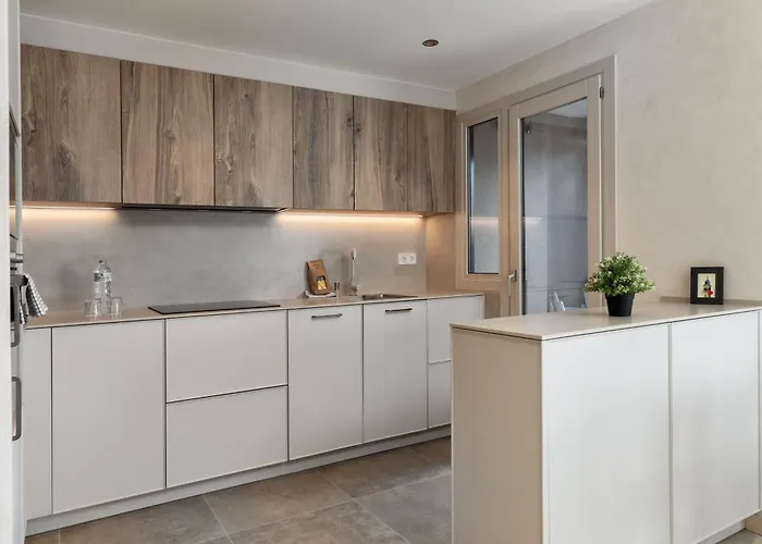 Flateli Pou Rodo 3 * Girona